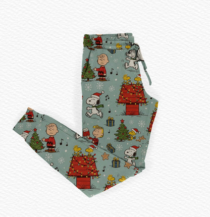 Snoopy sleigh day adult joggers
