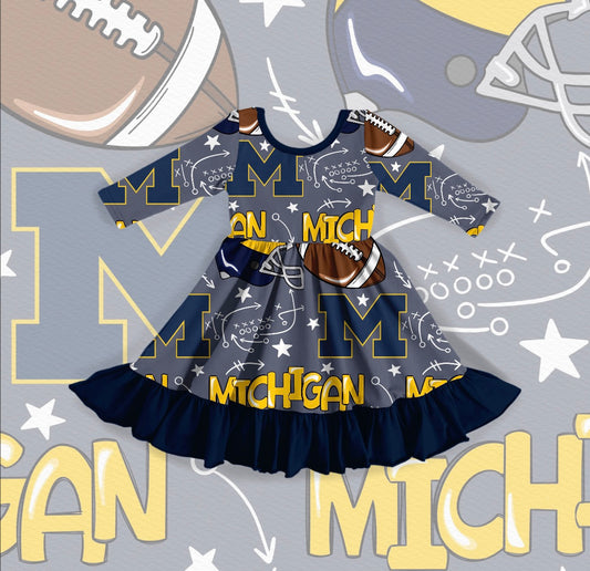 UofM Long Sleeve Twirl